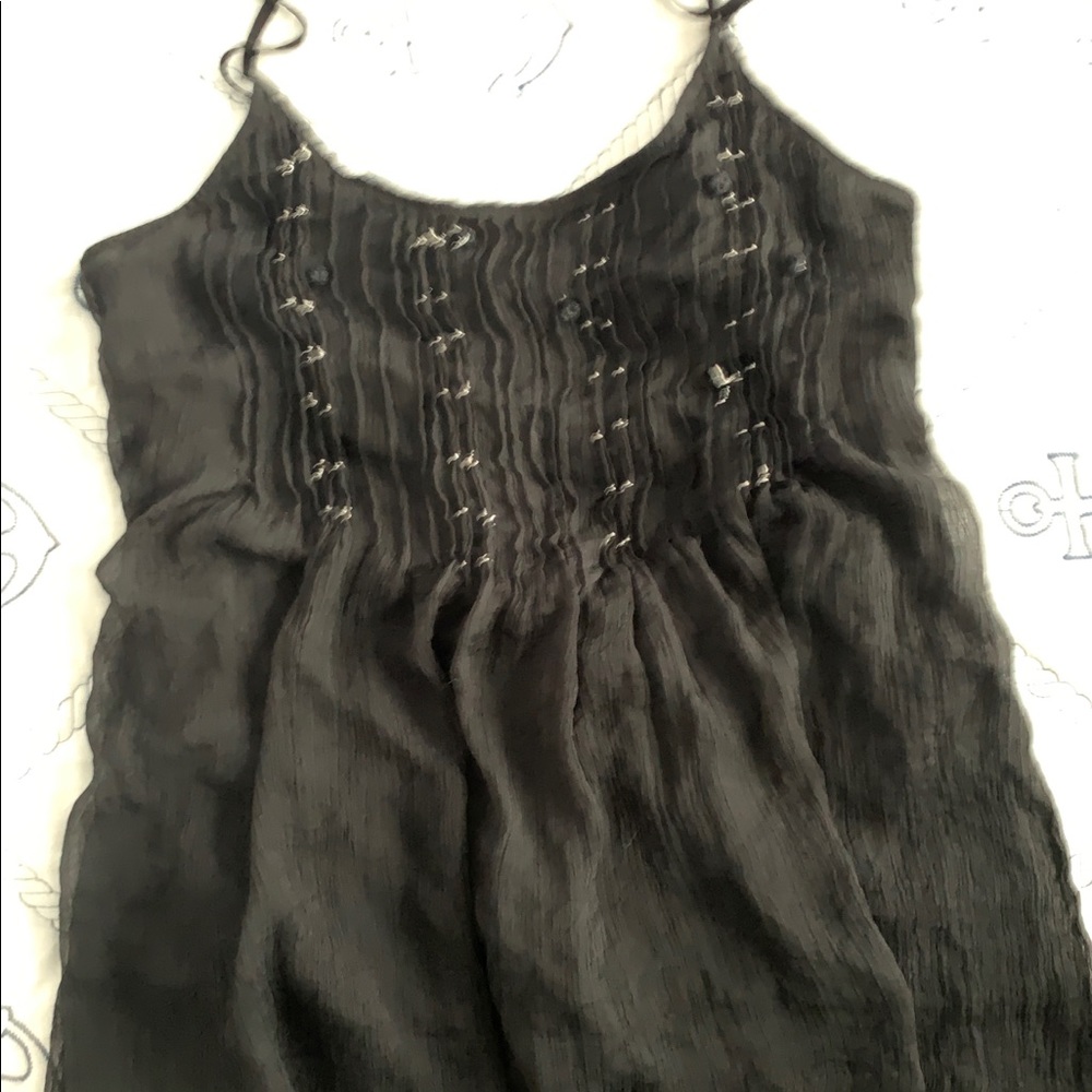 Spaghetti strap black decorated shirt